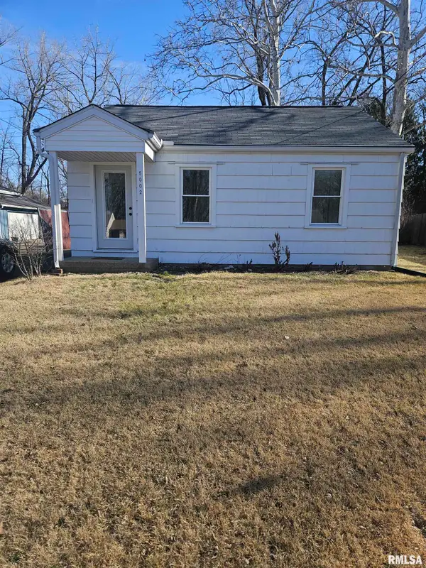 5002 Glen Elm Drive, Peoria Heights, IL 61616