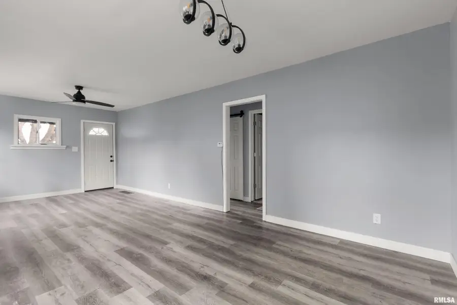 2811 N Wisconsin Avenue, Peoria, IL 61603 - #3