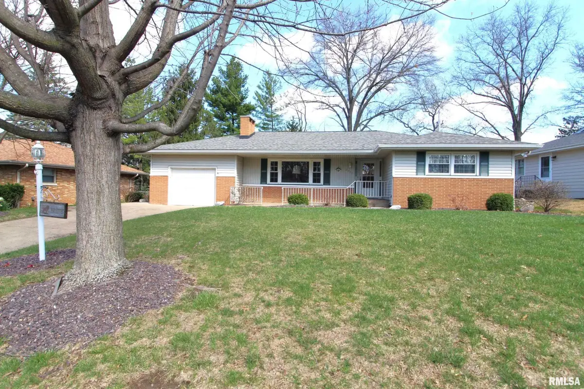 2923 W Greenbrier Lane, Peoria, IL 61614 - #1