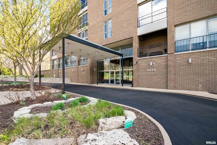 4444 N Knoxville Avenue #308, Peoria, IL 61614 - #2