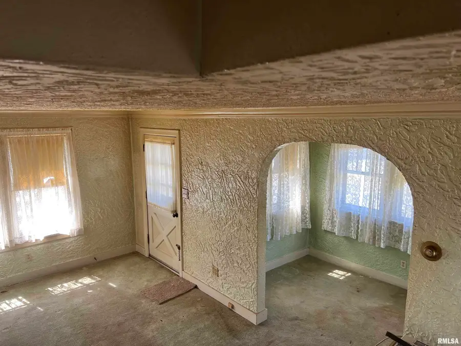 721 W Loucks Avenue, Peoria, IL 61604 - #2