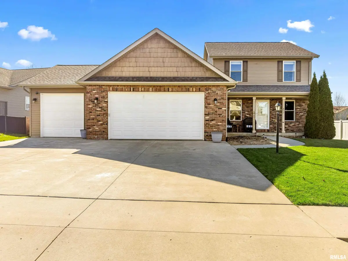 833 Stonelake Drive, Metamora, IL 61548 - #1