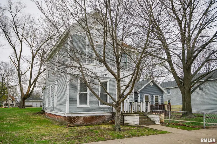 1116 NE Monroe Street, Peoria, IL 61603 - #2