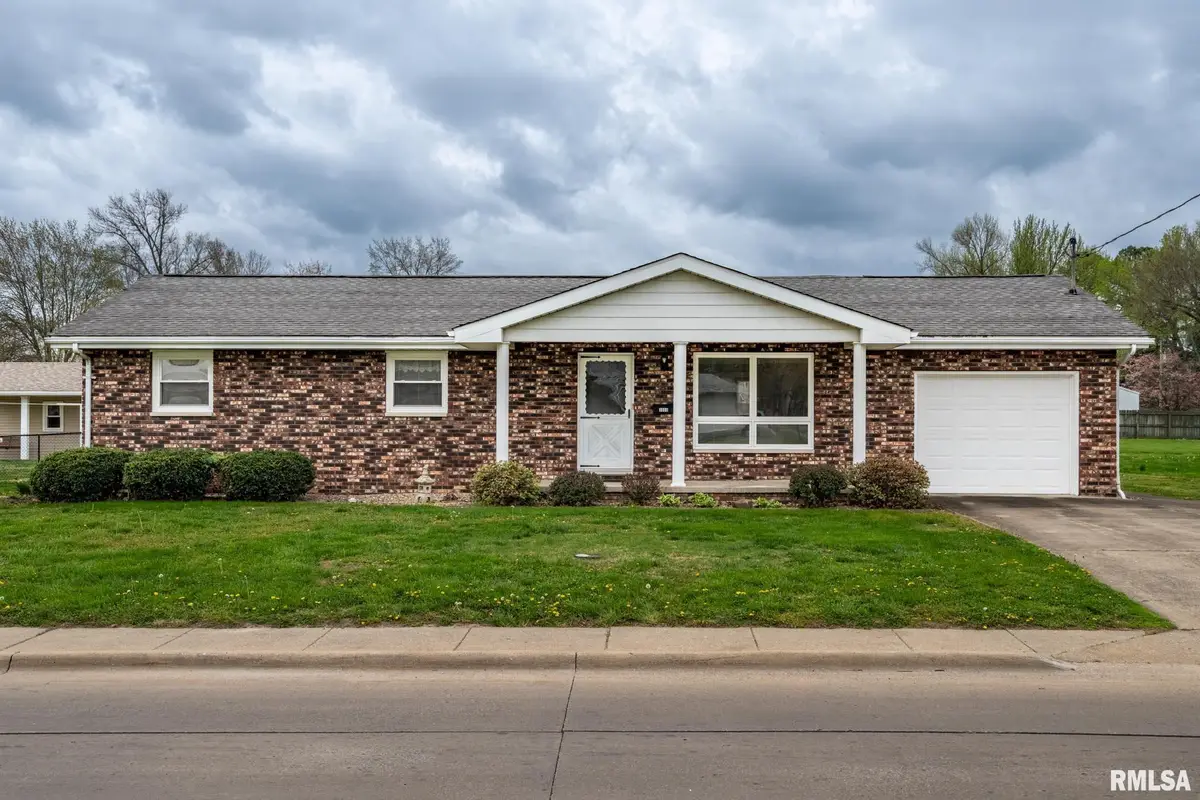 1009 W Boulevard Street, Marion, IL 62959 - #1