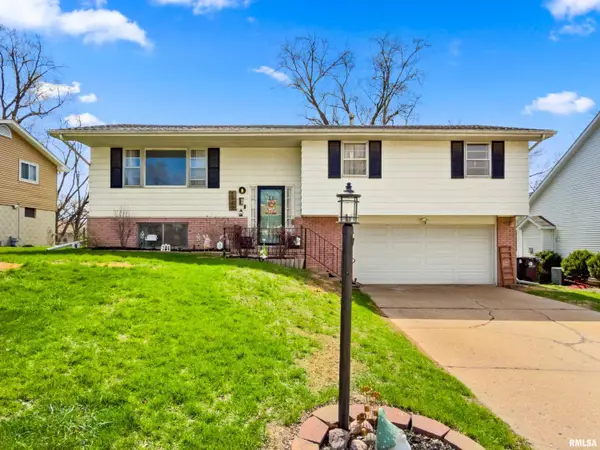 1712 W Pinewood Place, Peoria, IL 61614