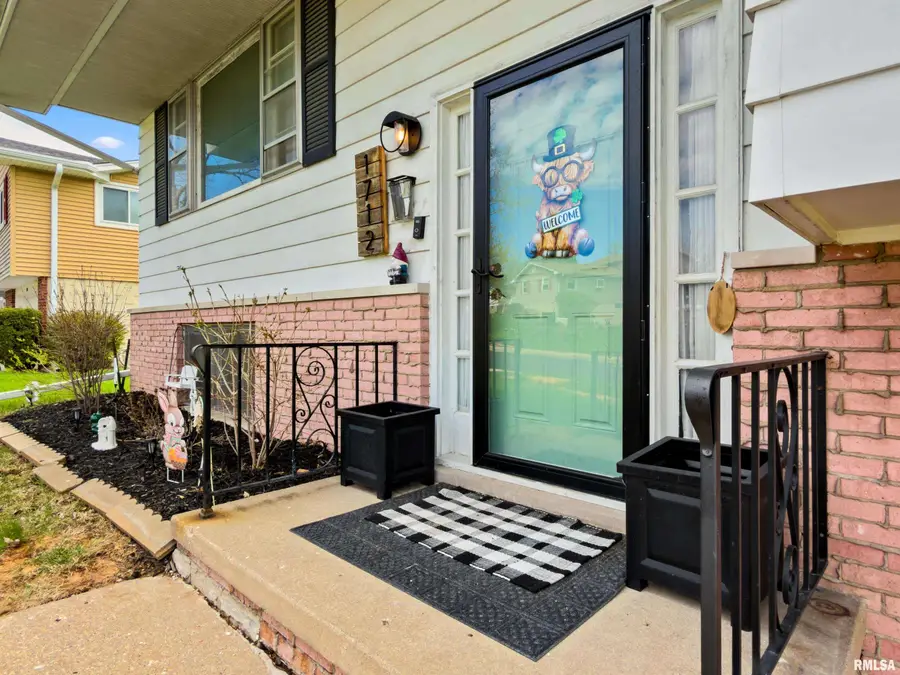 1712 W Pinewood Place, Peoria, IL 61614 - #3