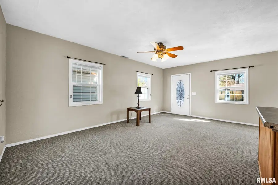 1525 E Hendryx Lane, Peoria, IL 61615 - #3