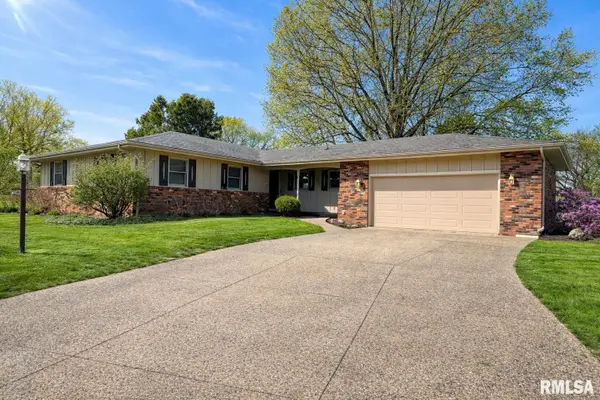 833 Madelyn Avenue, Macomb, IL 61455