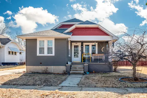 902 Saint Julian Street, Pekin, IL 61554