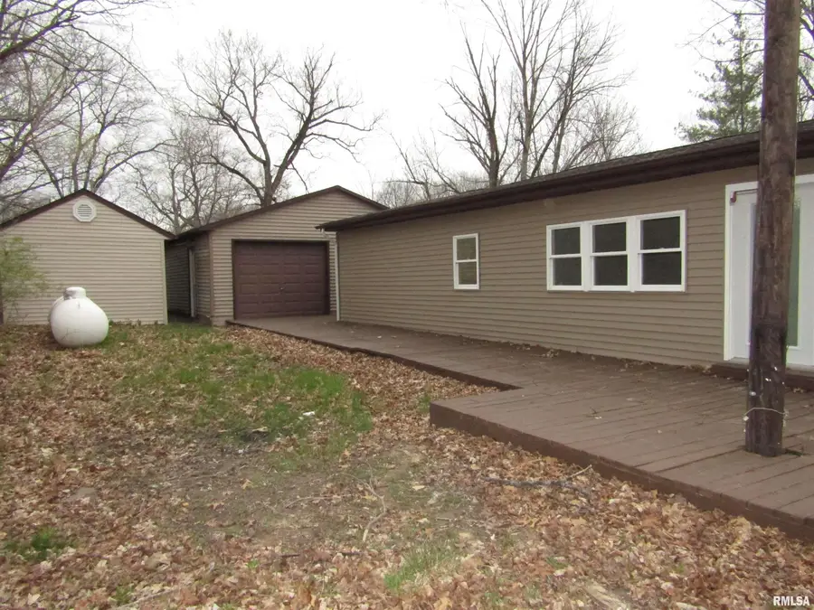 10315 E County Highway 14, Lewistown, IL 61542 - #3