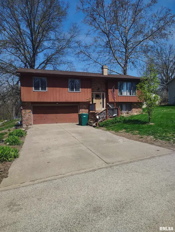 1824 Riverview Drive, Macomb, IL 61455