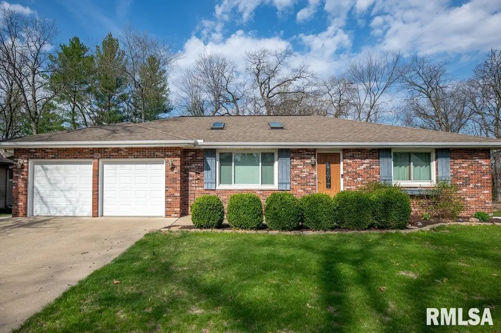 6315 N Post Oak Road, Peoria, IL 61615 - #1