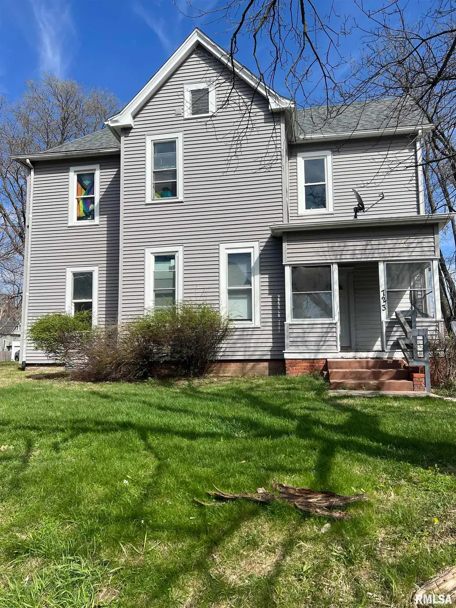 723 W Armstrong Avenue, Peoria, IL 61606 - #3