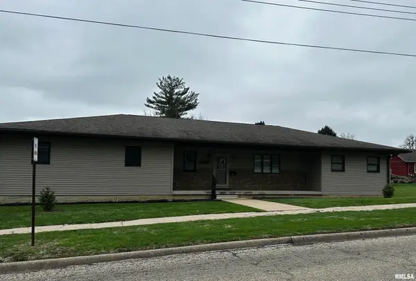 590 E Myrtle Street, Canton, IL 61520