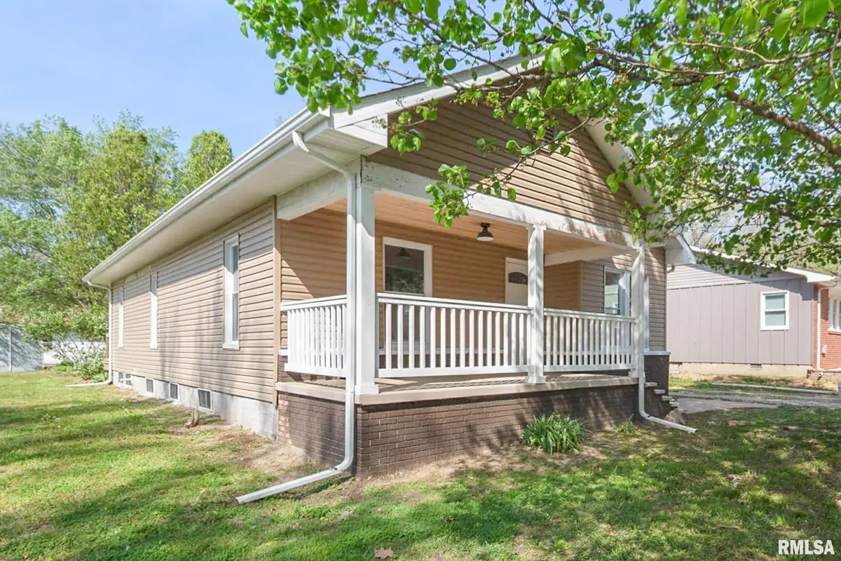 503 W Reed Street, Benton, IL 62812 - #1