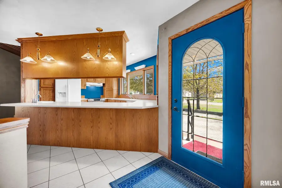 412 S Main Street, Lacon, IL 61540 - #3