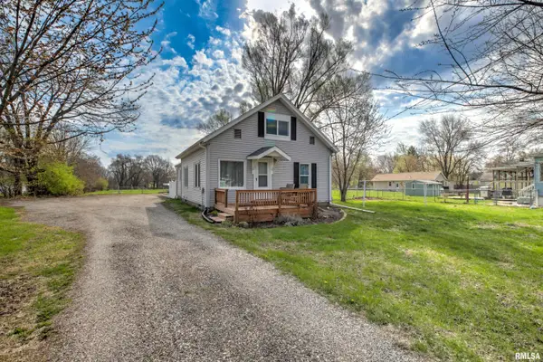 913 Springfield Road, East Peoria, IL 61611