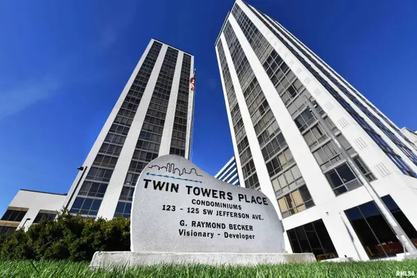 123 SW Jefferson Avenue #E16 NE, Peoria, IL 61602