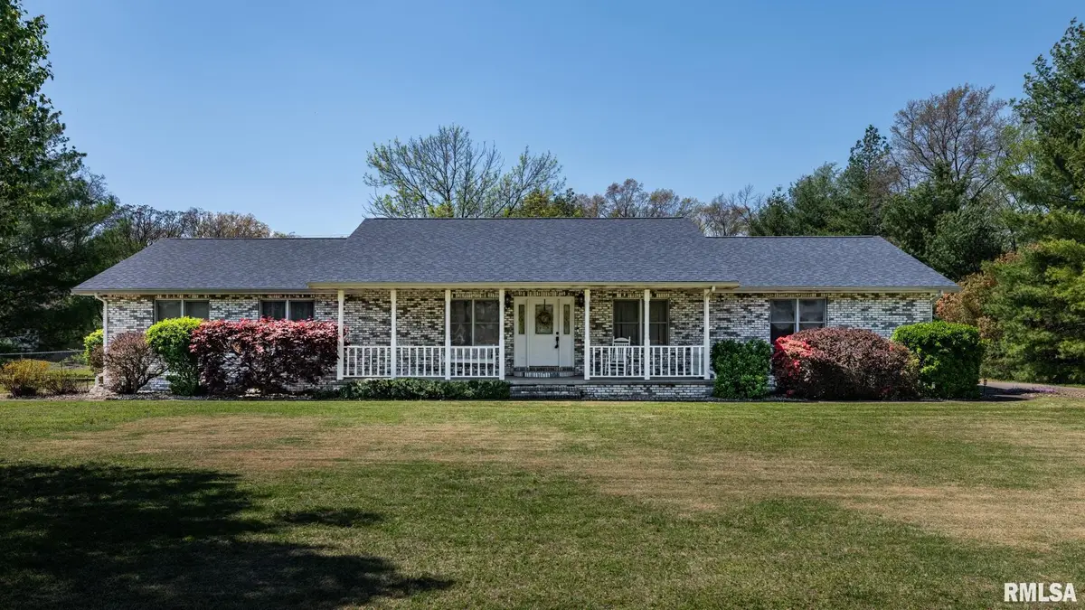 18119 Route 37, Johnston City, IL 62951 - #1