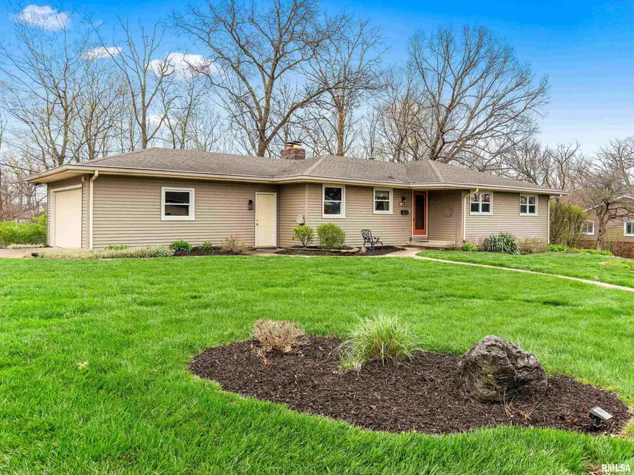 6434 N Robinwood Avenue, Peoria, IL 61614 - #2