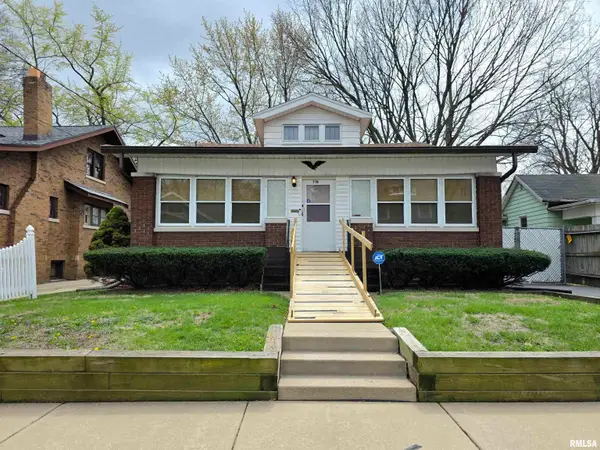 718 E Behrends Avenue, Peoria, IL 61603