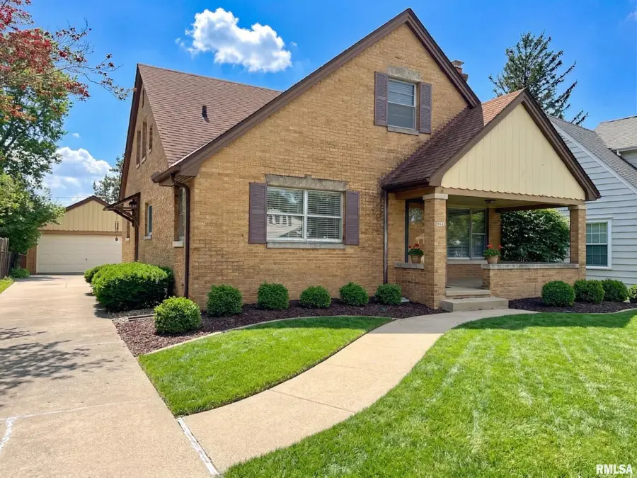 814 W Stratford Drive, Peoria, IL 61614 - #3