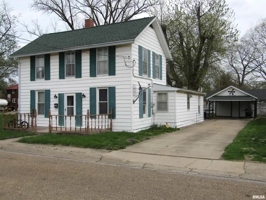 307 S Maple Street, Lewistown, IL 61542 - #2