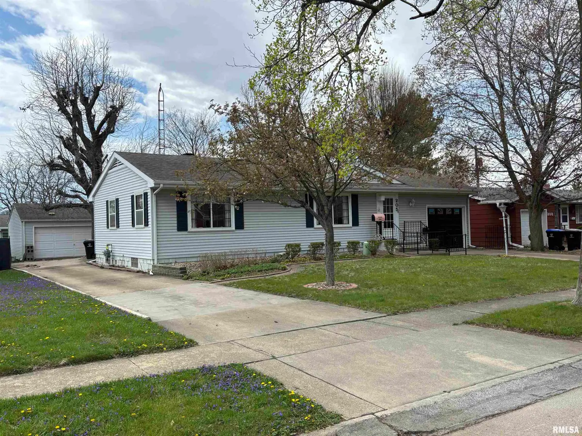 205 Sherwood Way, Bloomington, IL 61701-3418 - #1