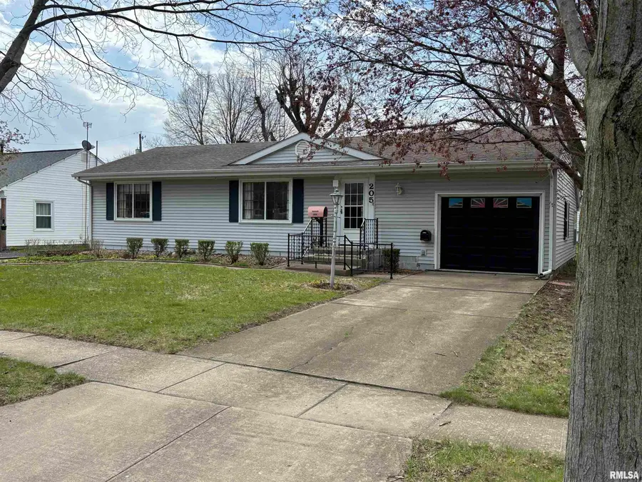 205 Sherwood Way, Bloomington, IL 61701-3418 - #2