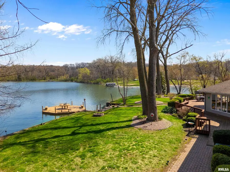 1806 S 14th Street, Pekin, IL 61554 - #3