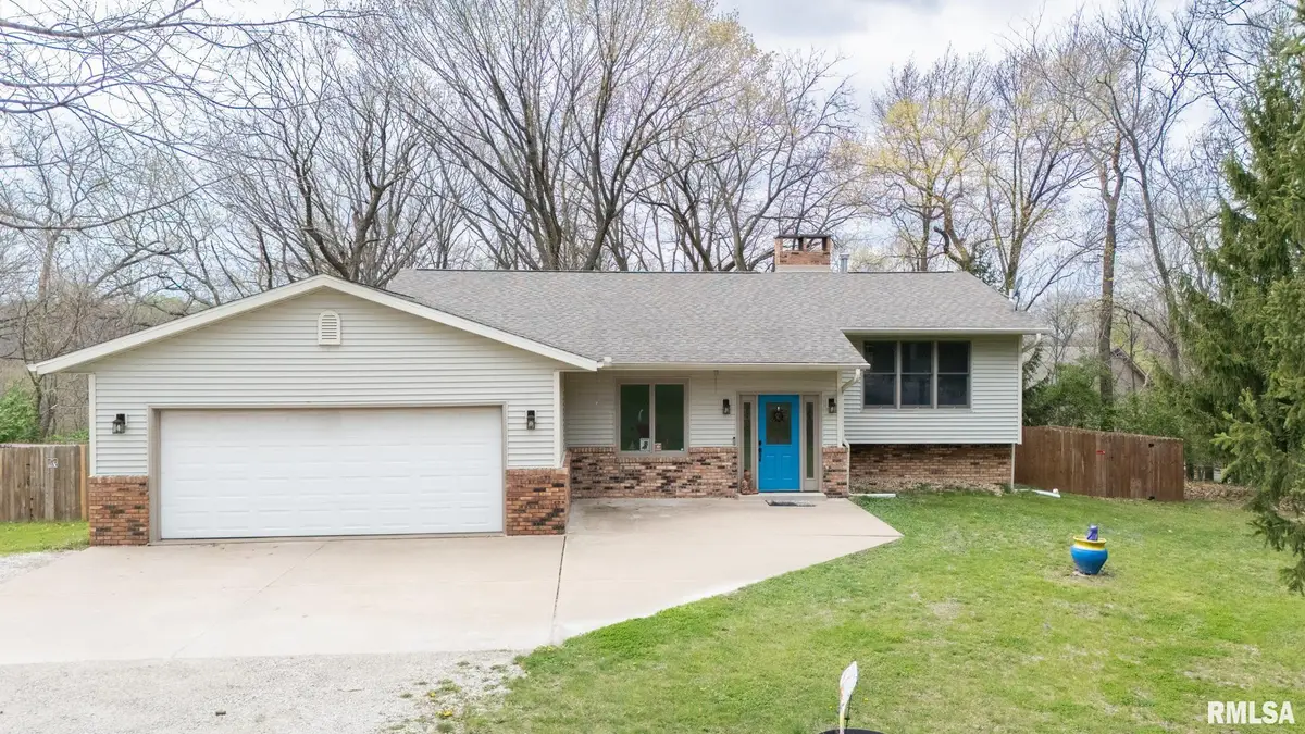 235 E Surrey Lane, East Peoria, IL 61611 - #1