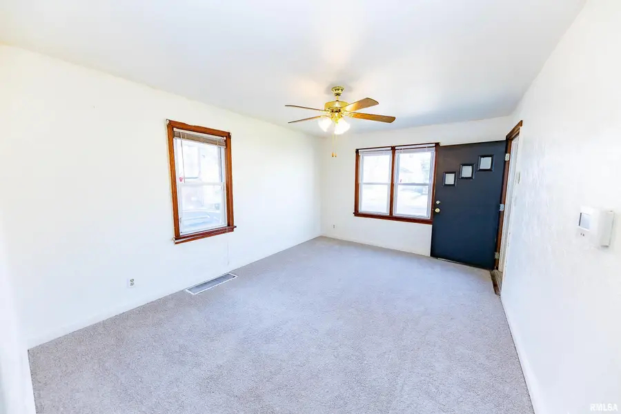 1126 Thrush Avenue, Peoria, IL 61604 - #2