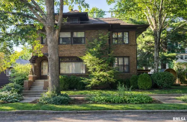 57 Selden Street, Galesburg, IL 61401