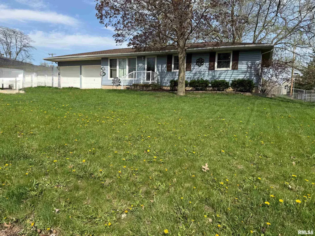 300 Daniel Parkway, Washington, IL 61571 - #1