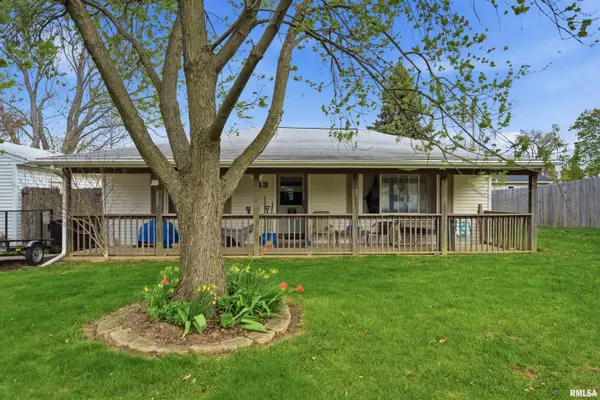 113 Grant Street, Washington, IL 61571