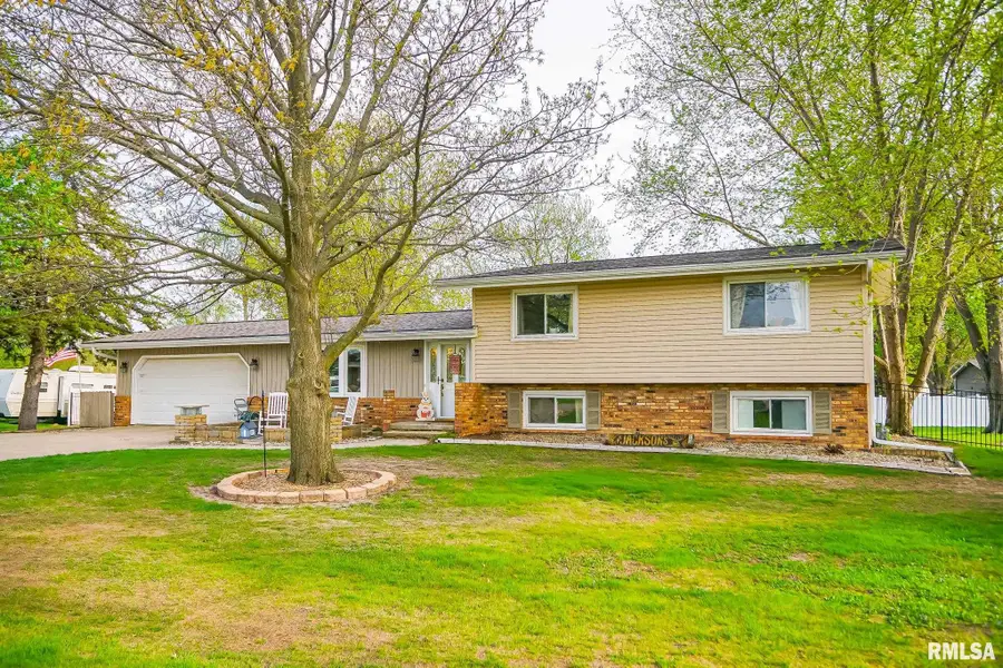 104 Jamestown Court, Pekin, IL 61554 - #2