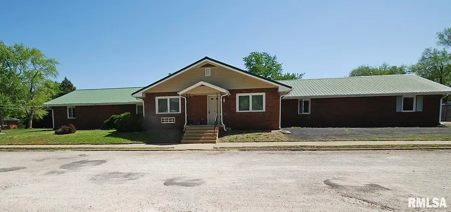 1904 Sheridan Road, Pekin, IL 61554 - #3