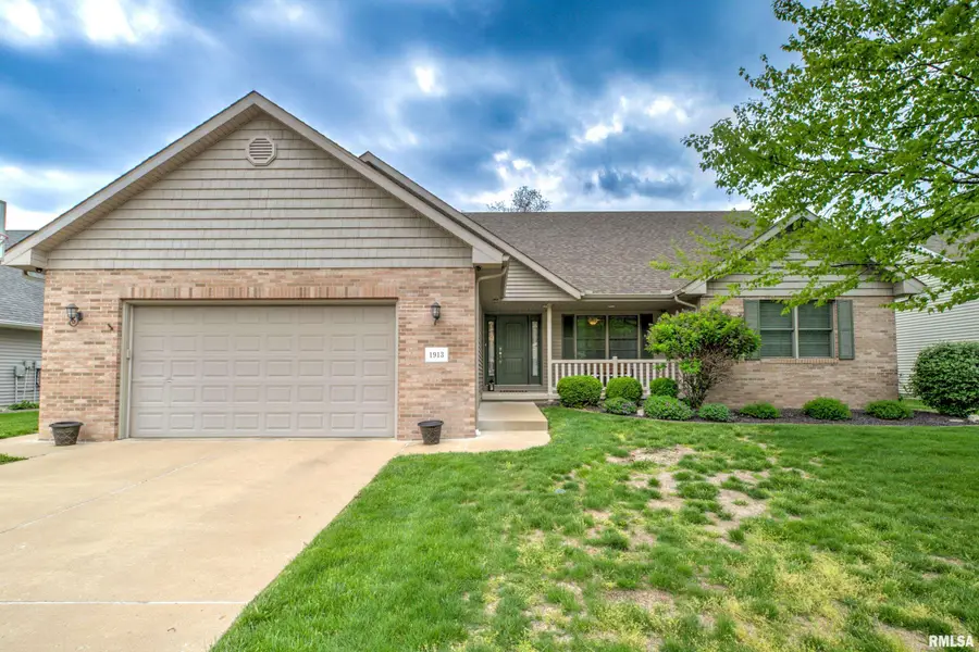 1913 Dane Kelsey Drive, Pekin, IL 61554 - #2