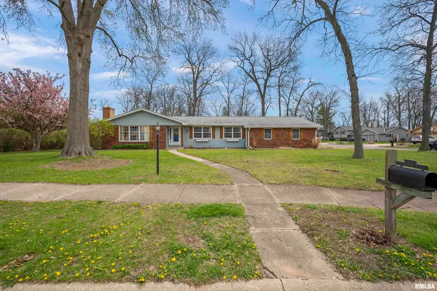 6502 N Post Oak Road, Peoria, IL 61615 - #2