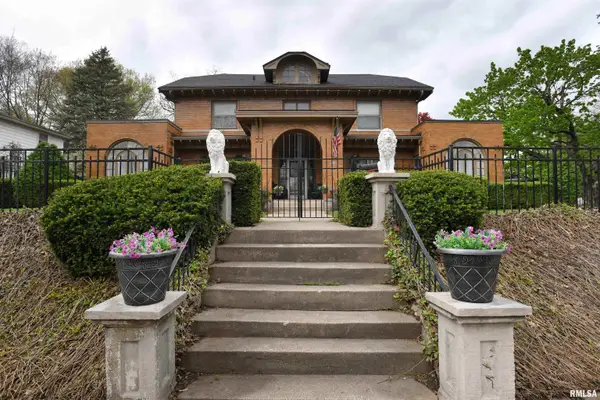 1515 NE Glen Oak Avenue, Peoria, IL 61603