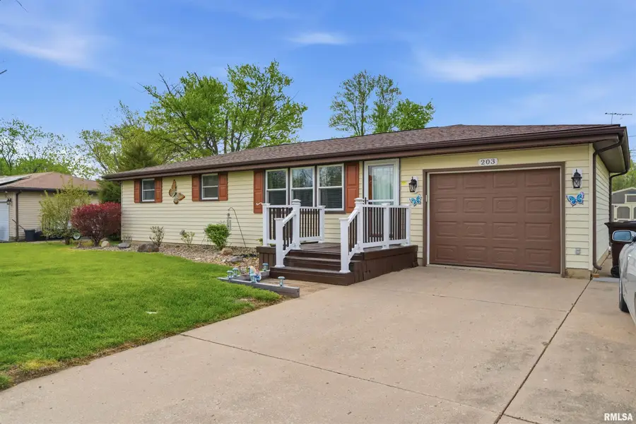 203 Meadowlark Lane, Washington, IL 61571 - #2