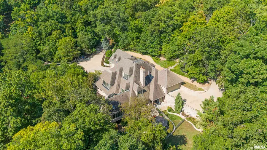 200 W Ravinwoods Road, Peoria, IL 61615 - #3