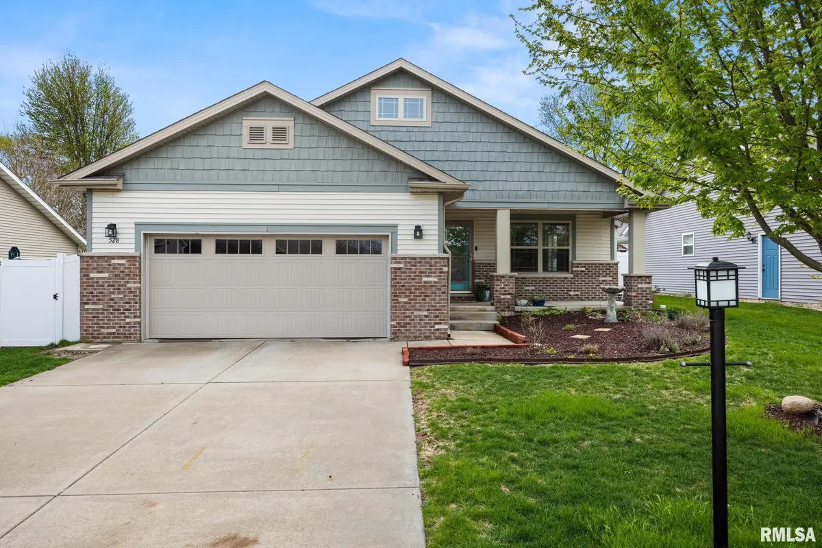 528 Cottonwood Circle, East Peoria, IL 61611 - #1