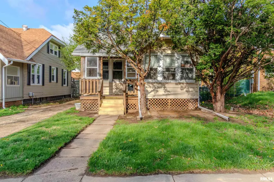 207 Arnold Avenue, East Peoria, IL 61611 - #3