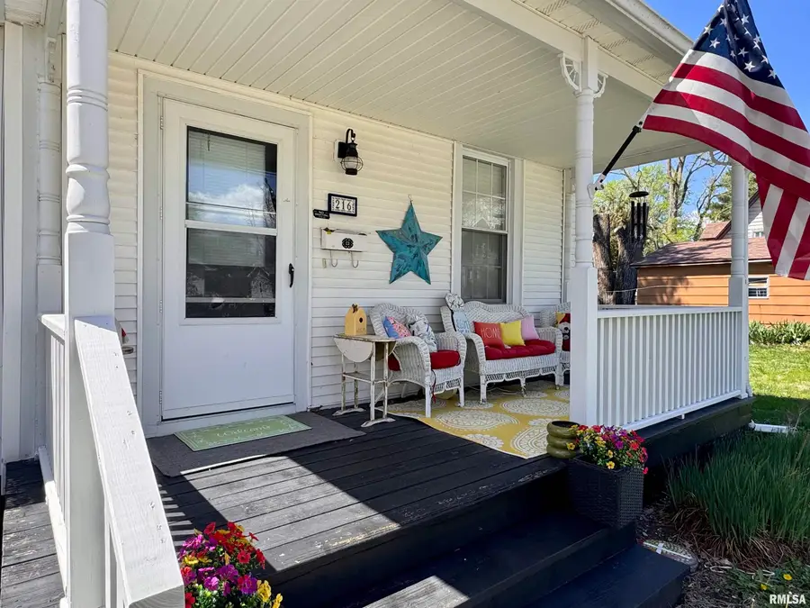 216 S College Street, Macomb, IL 61455 - #2