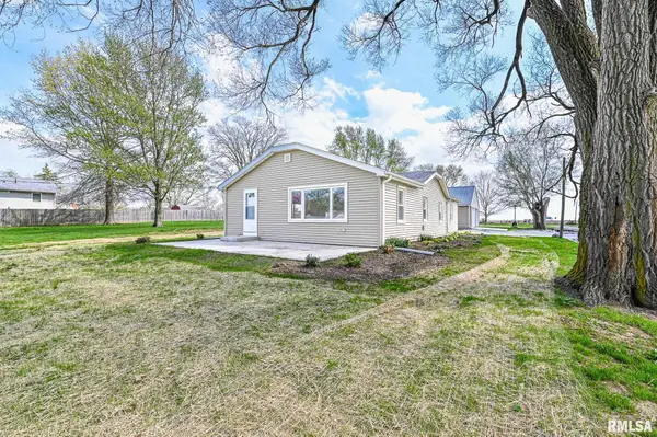 200 Lilac Lane, East Peoria, IL 61611