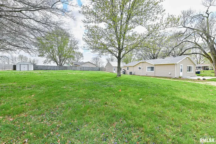 200 Lilac Lane, East Peoria, IL 61611 - #2