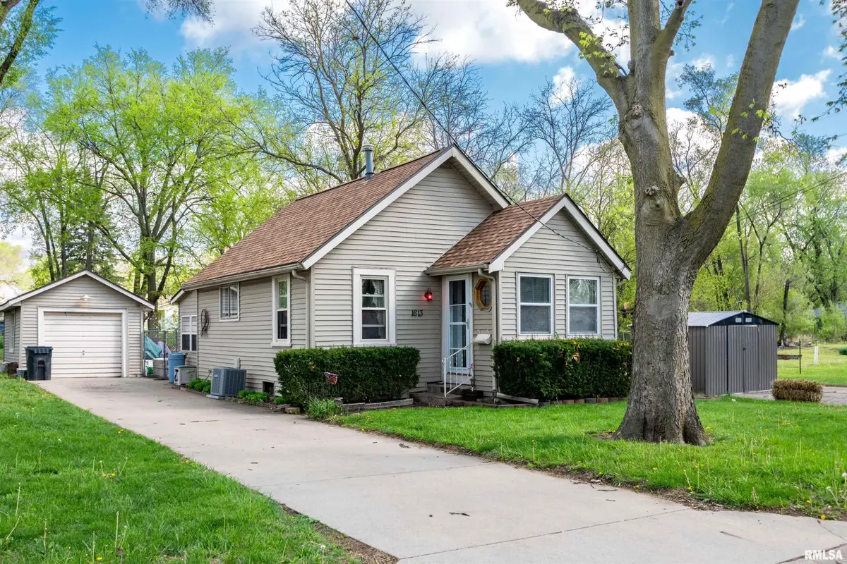 1613 Willow Street, Pekin, IL 61554 - #1