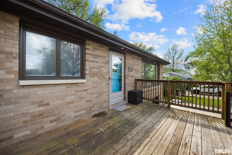 304 W Madison Street, Tremont, IL 61568 - #3