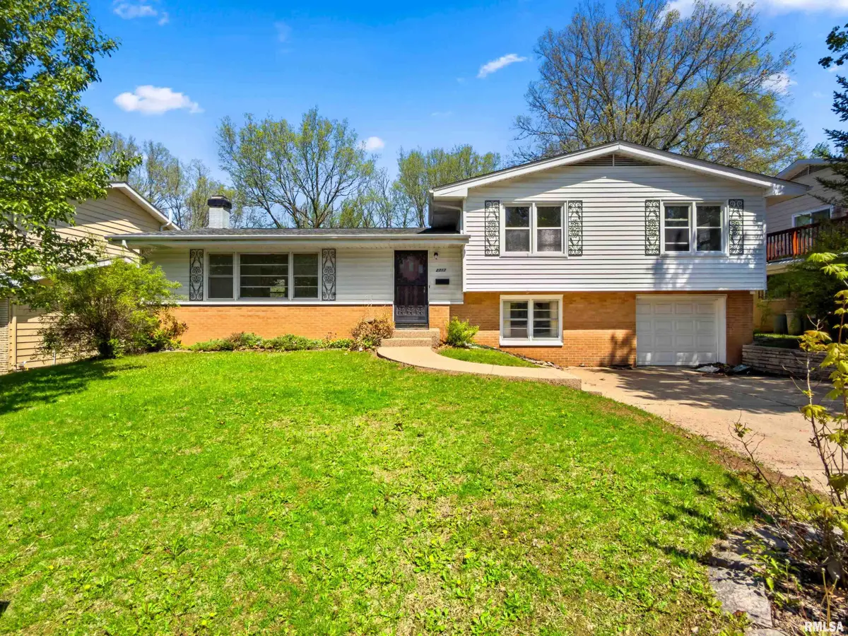 2717 W Castle Court, Peoria, IL 61614 - #1